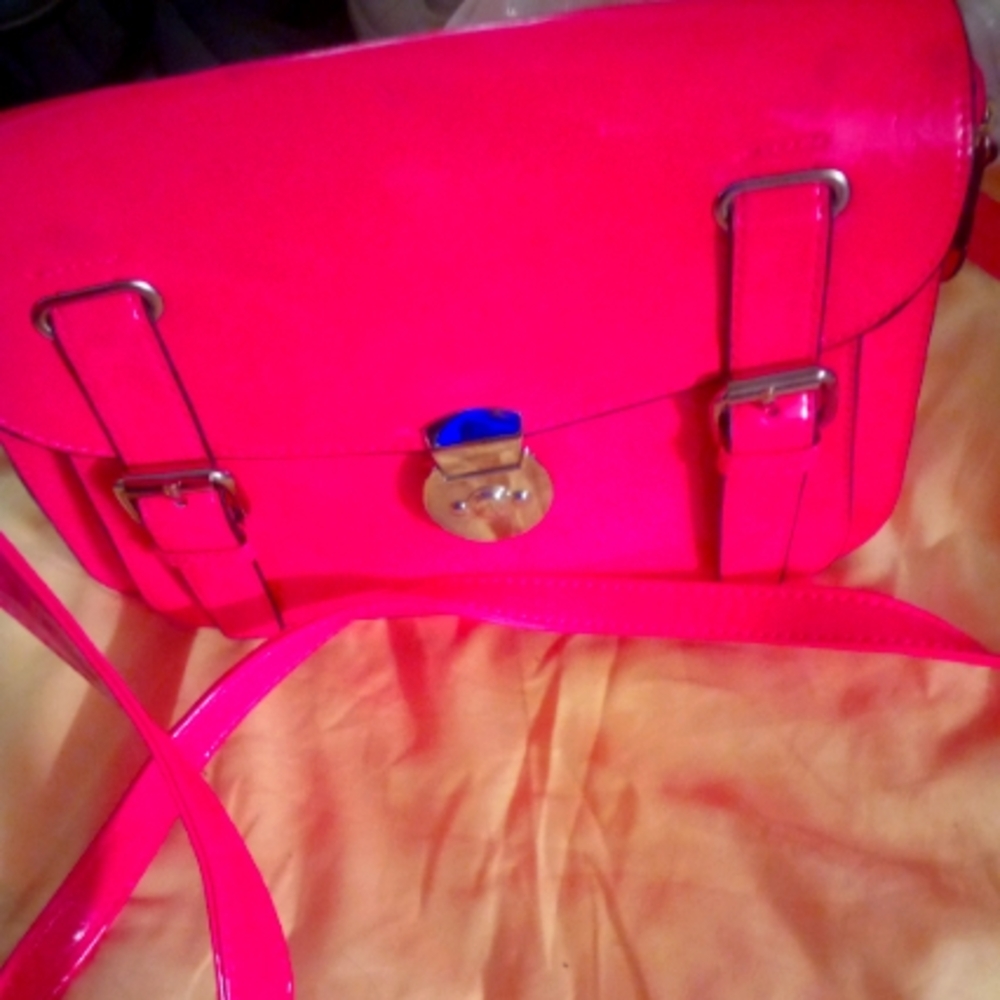 Women's hot pink purse